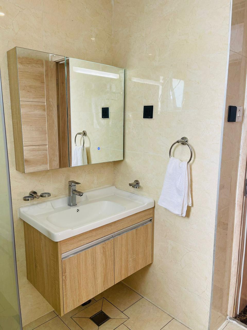 3 bedroom apartment 4