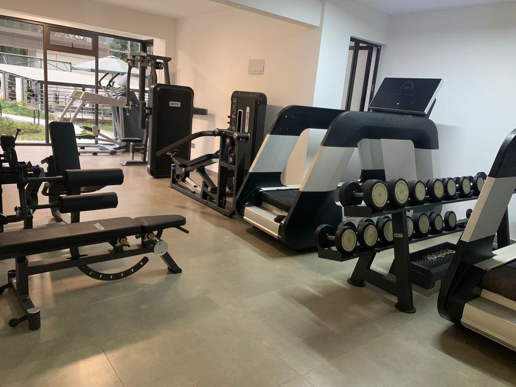 Leoz Suites Fully furnished 25