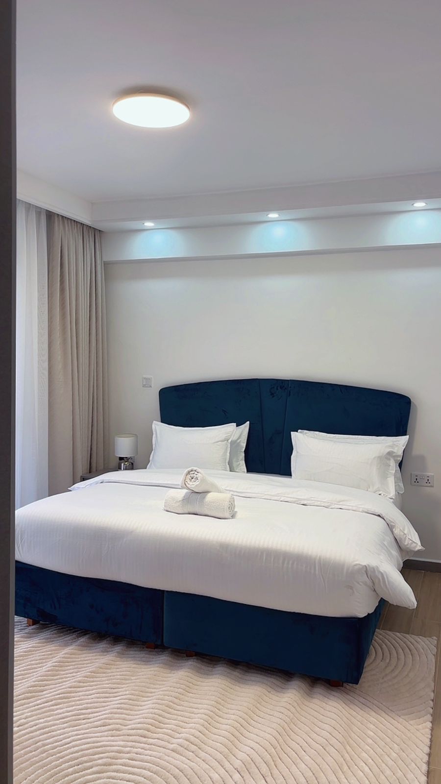 Leoz Suites Fully furnished 2bedroom 10