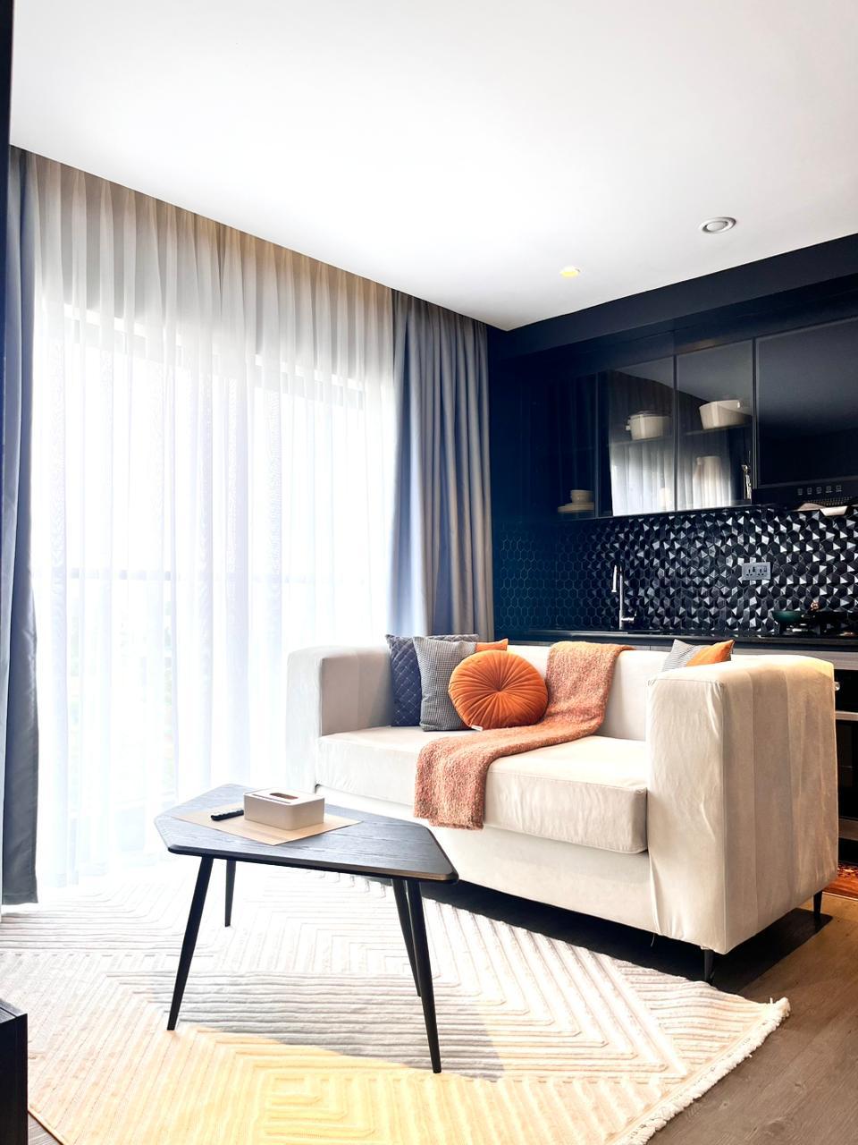 Leoz suites studio unit 15